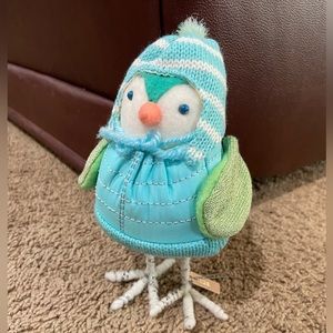 2018 Spritz Target Wondershop Featherly Friends Winter Bird NIEVA Retire Leg Tag